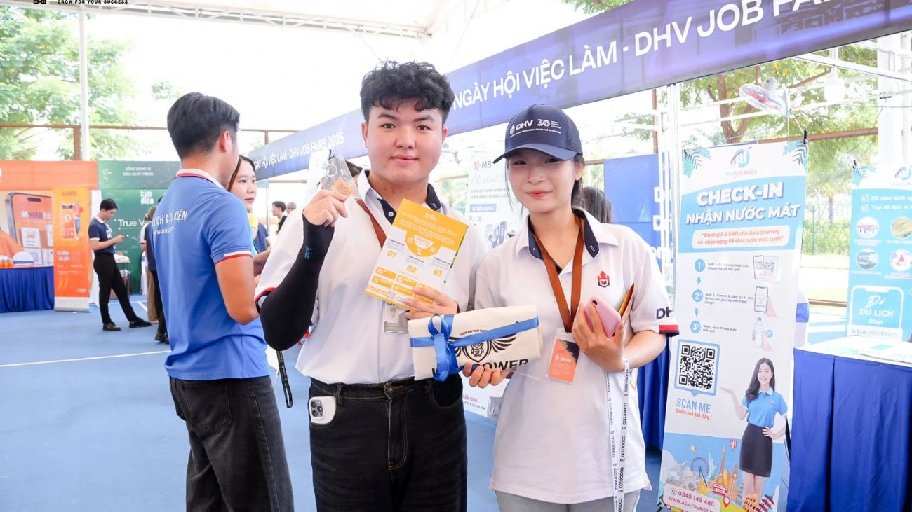 link power dai hoc hung vuong job fair
