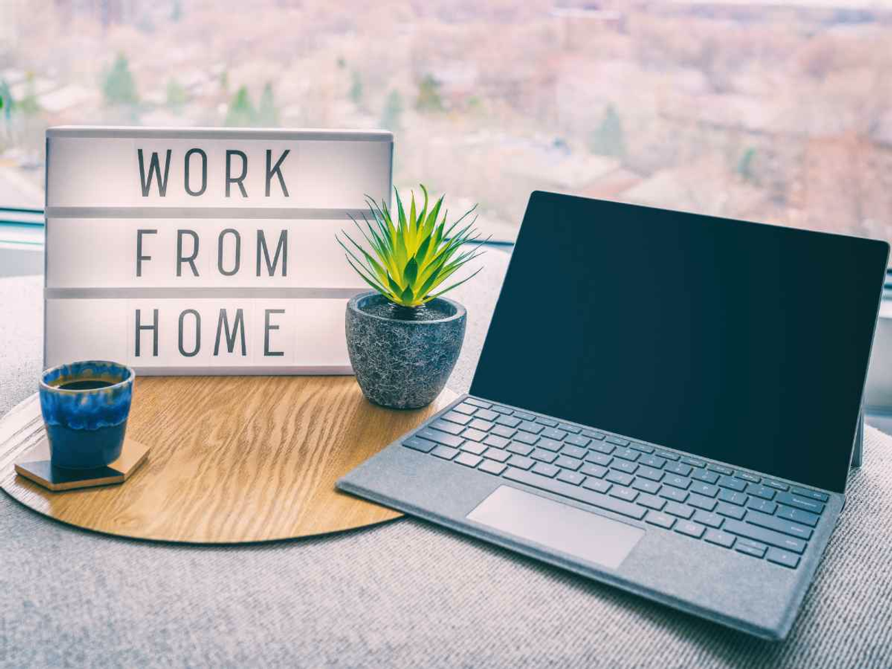WORK FROM HOME LÀ GÌ? HÌNH THỨC LÀM VIỆC TƯƠNG LAI HAY CHỈ LÀ XU HƯỚNG NGẮN HẠN