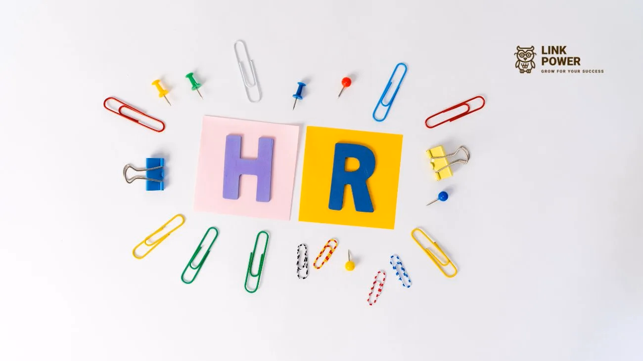 HR ADMIN LÀ GÌ VÀ NHỮNG THÔNG TIN BẠN CẦN BIẾT 