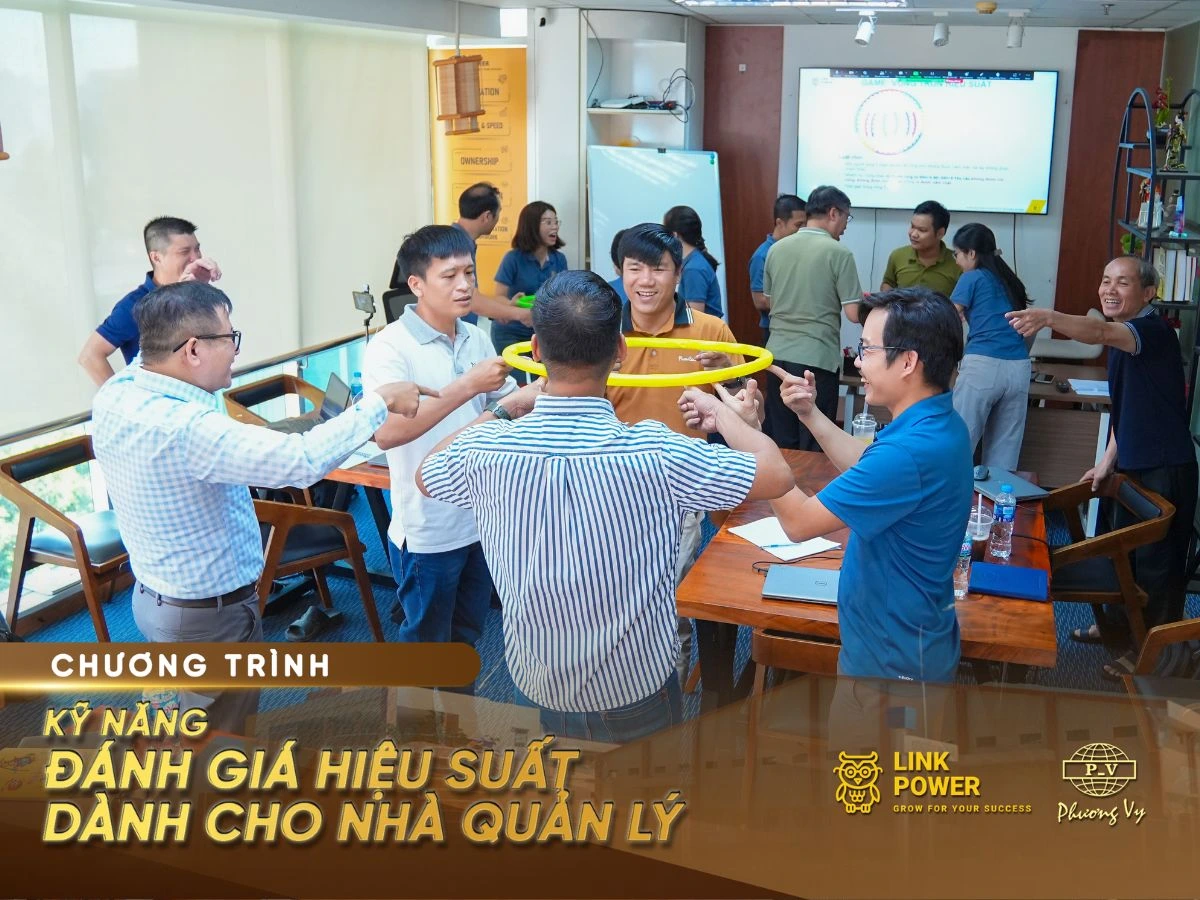 khóa học nâng cao năng lực quản lý cấp trung