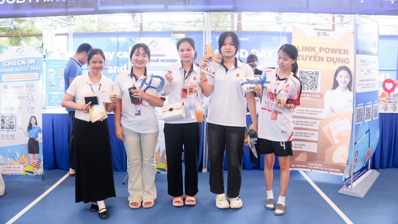 link power dai hoc hung vuong job fair